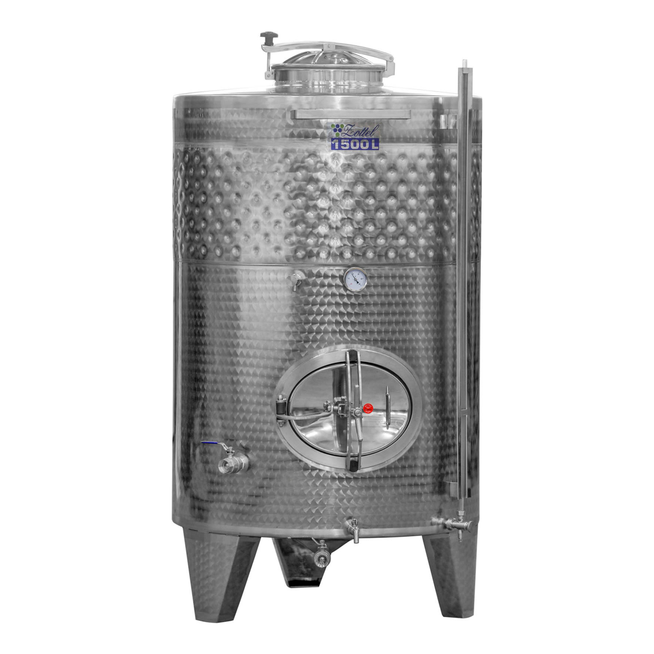 Closed wine tanks with cooling jacket